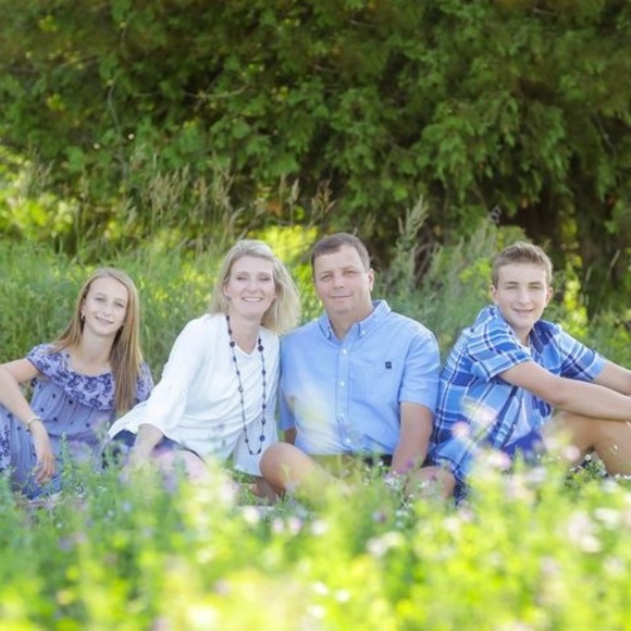 Meet your Posher, Colleen - Picture 1 of 1